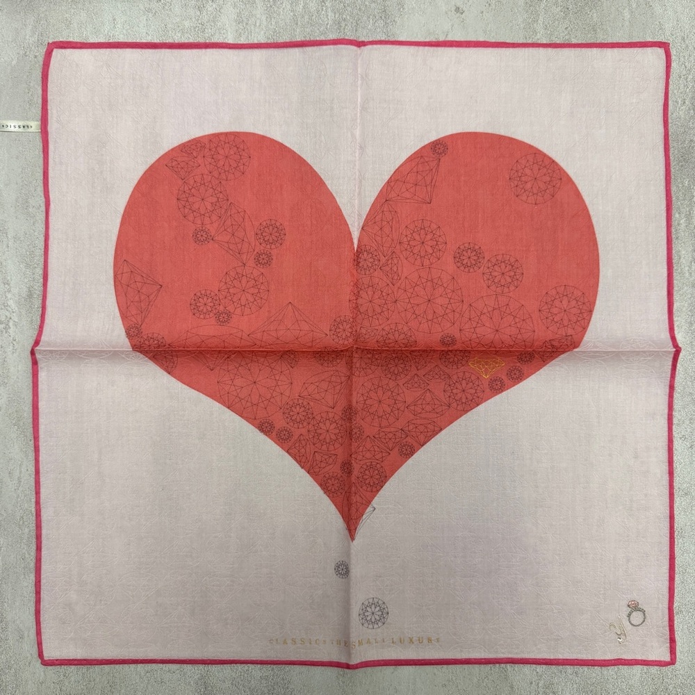 Red Heart Patterned Small Luxury Handkerchief Vin… - image 1